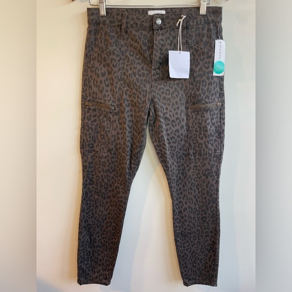 NWT Pistola|| Hannah Leopard Print Cargo Skinny Jeans Size 29 Brown Zip Pockets - Picture 2 of 8